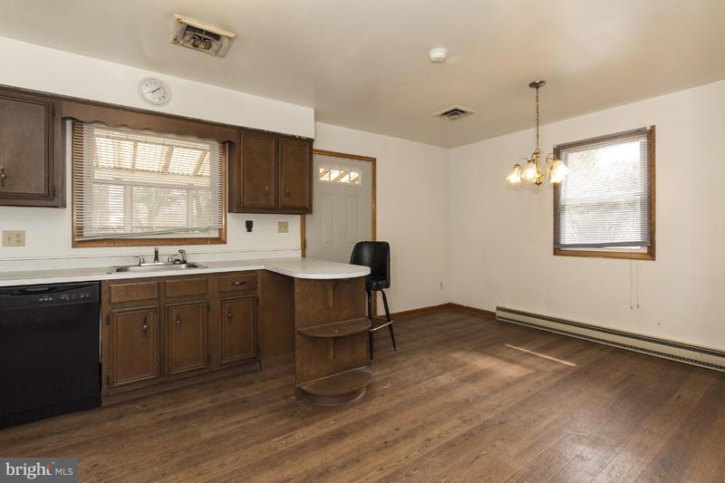 905 Carsins Run Road Aberdeen, MD 21001 - Photo 10 of 27 Kitchen