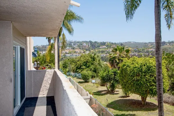 $749,900 | 2625 Pirineos Way, Unit 219, Carlsbad, CA 92009