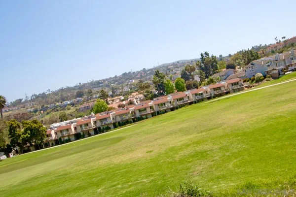$749,900 | 2625 Pirineos Way, Unit 219, Carlsbad, CA 92009