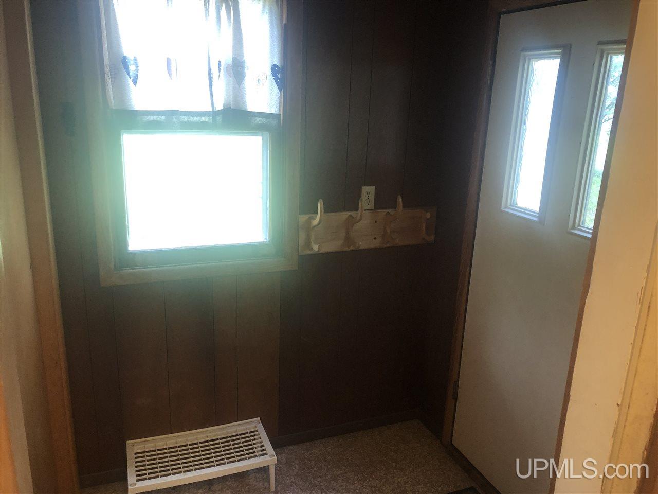280 Gold Street Ishpeming, MI 49849 - Photo 19 of 29