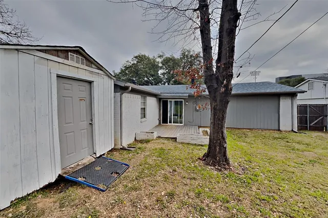 $1,900 | 3714 French Wood Drive, Arlington, TX 76016