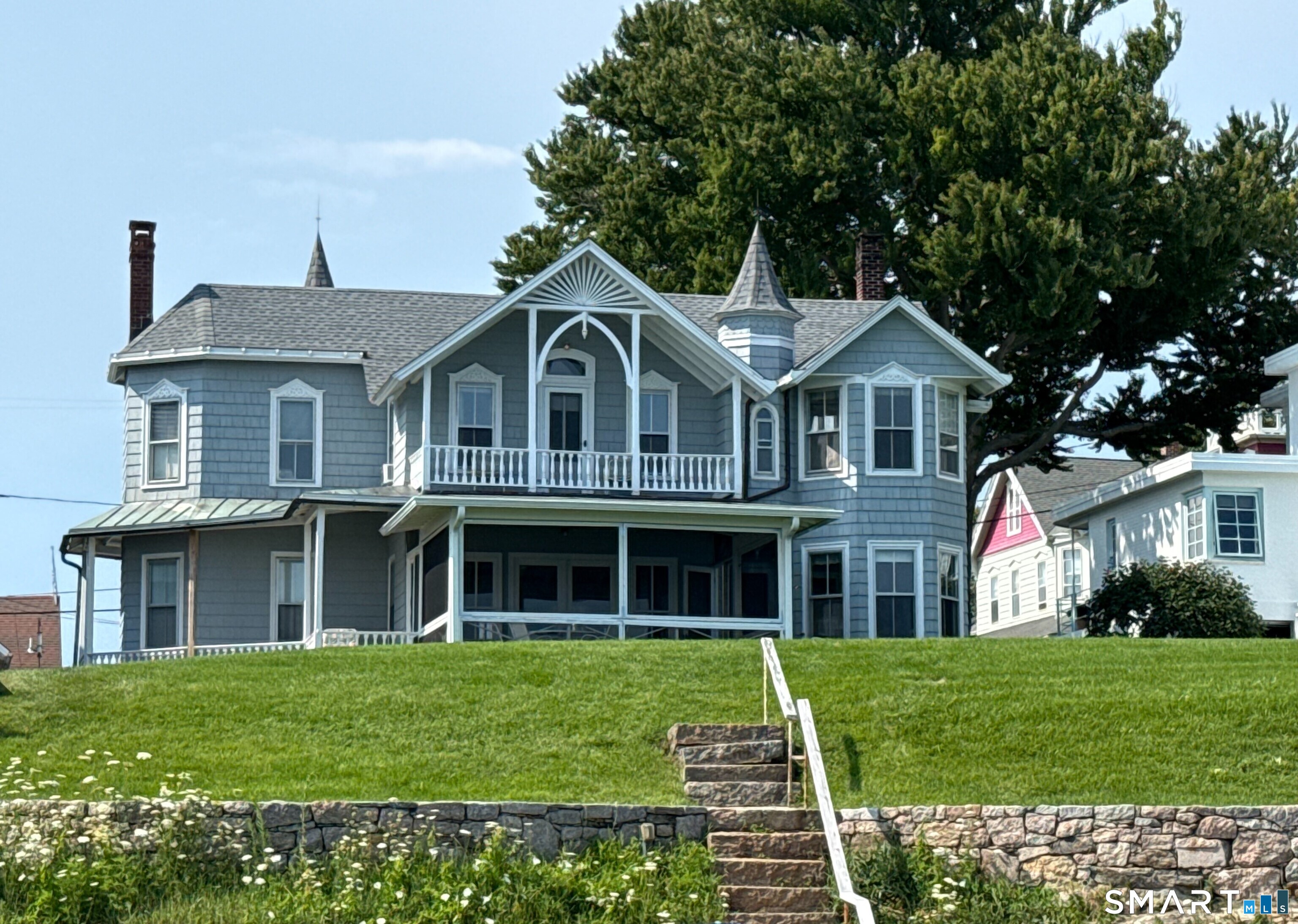 15 Prospect Hill Road Branford, CT 06405 - Photo 4 of 33 Gallery Image 4