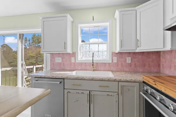 $3,250 | 7 Pheasant Run, Pembroke, NH 03275