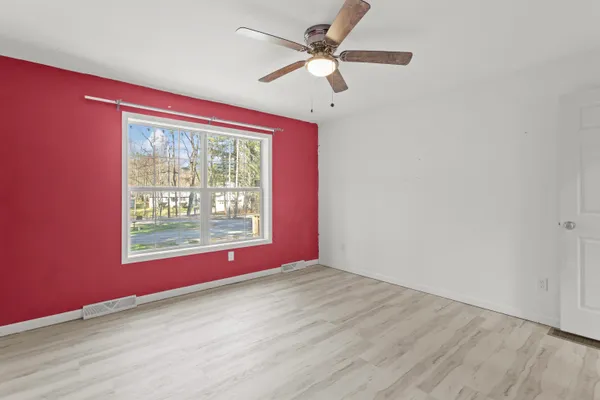 $3,250 | 7 Pheasant Run, Pembroke, NH 03275