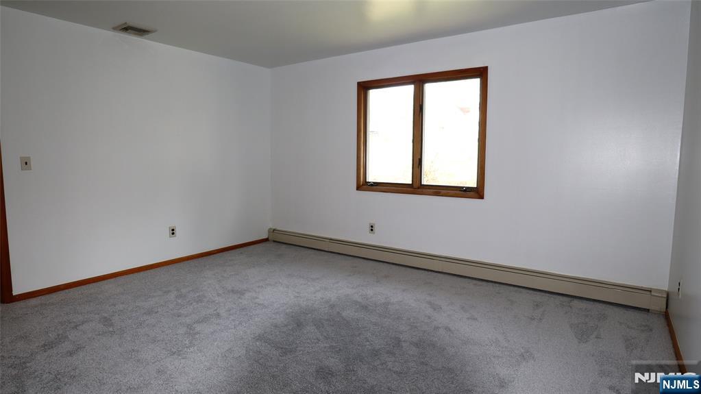 538 Hillside Street, Unit 2 Ridgefield, NJ 07657 - Photo 10 of 35