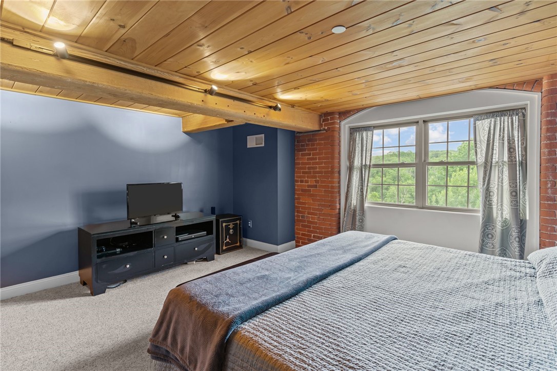 1 Tupperware Drive, Unit 239 North Smithfield, RI 02896 - Photo 30 of 50 3rd Bedroom