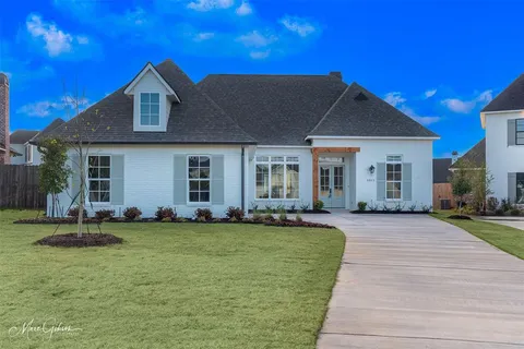$687,500 | 9823 Canebrake Lane, Shreveport, LA 71106
