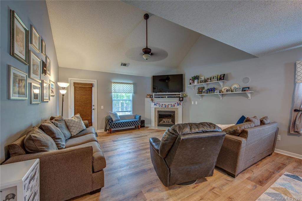 1227 Catawba Run Road Lowell, NC 28098 - Photo 12 of 32 Gallery Image 12