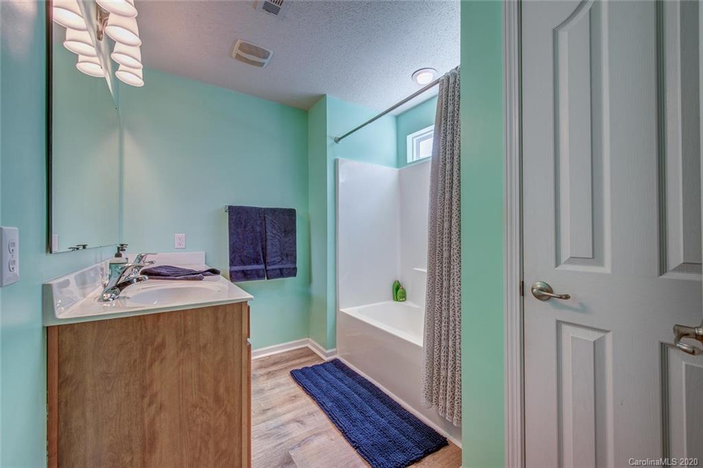 1227 Catawba Run Road Lowell, NC 28098 - Photo 17 of 32 Gallery Image 17