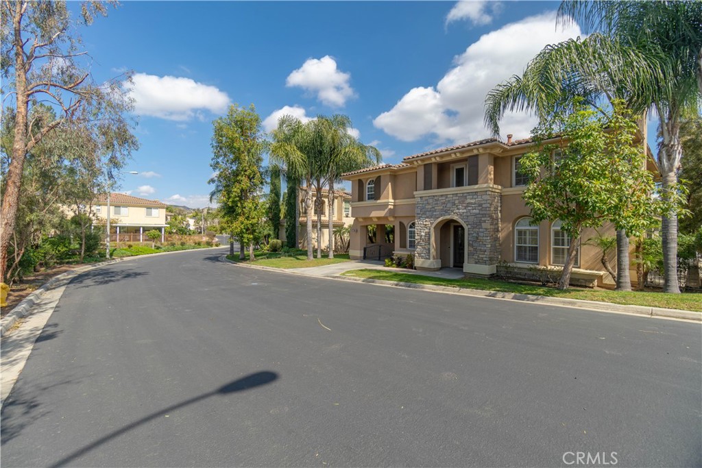 495 Ruth Circle Corona, CA 92879 - Photo 5 of 74