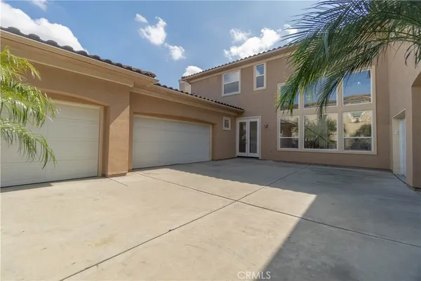 $1,149,900 | 495 Ruth Circle, Corona, CA 92879
