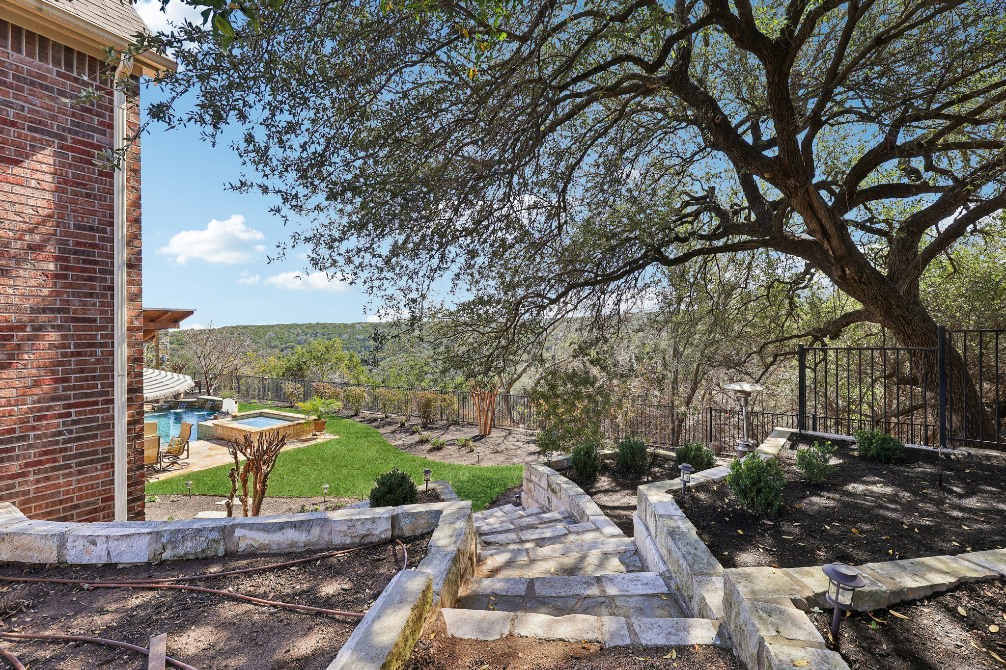 111 Vailco Lane Austin, TX 78738 - Photo 36 of 38