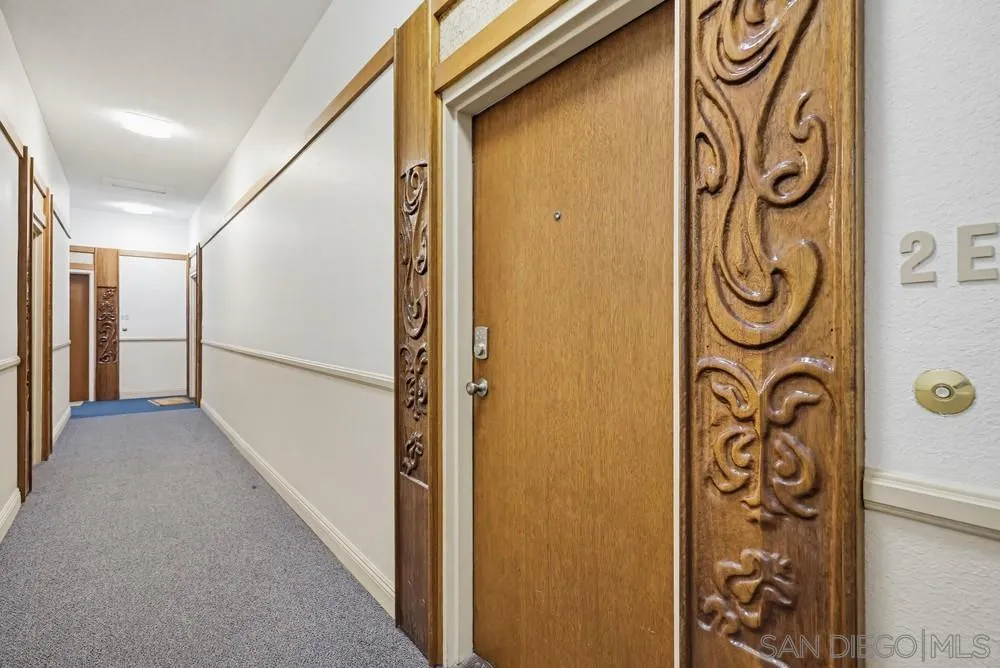 8324 Regents Road, Unit 2E San Diego, CA 92122 - Photo 7 of 31
