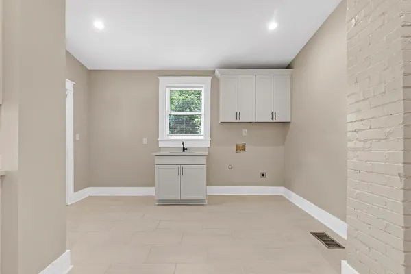 $489,900 | 59 North Willett Street, Memphis, TN 38104