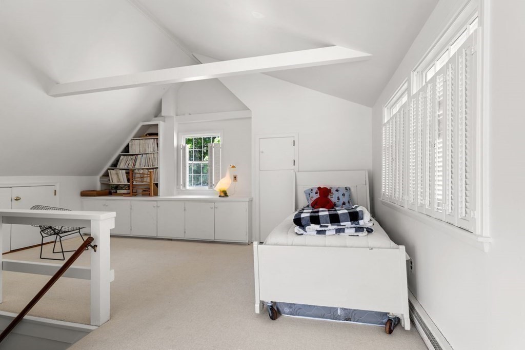 2 Lane Road Gloucester, MA 01930 - Photo 23 of 32