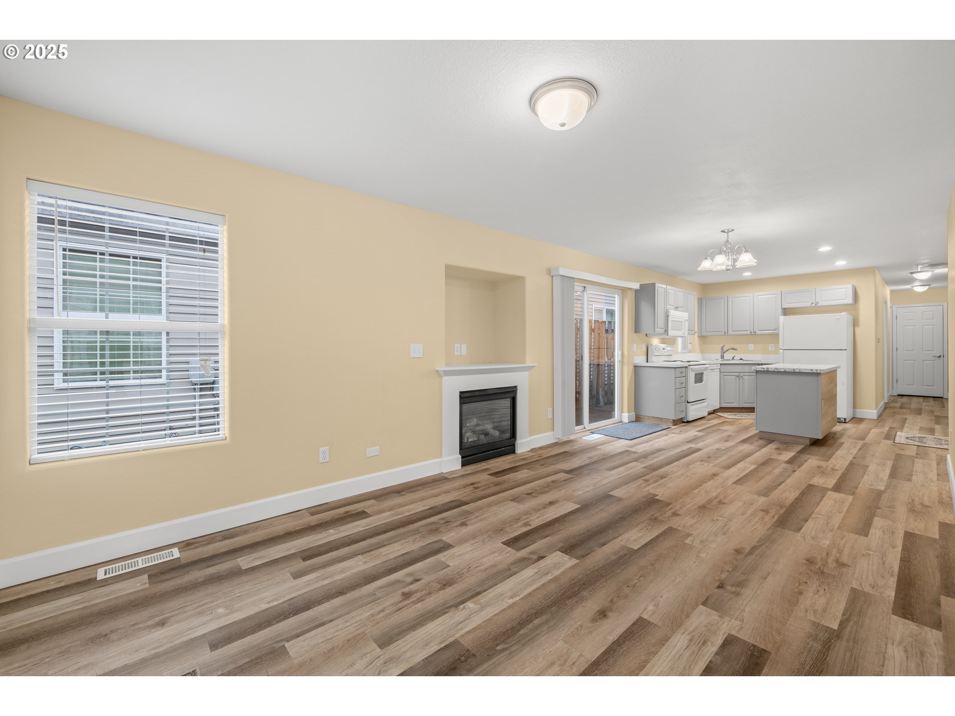 962 Southwest Junction Place Gresham, OR 97080 - Photo 5 of 30