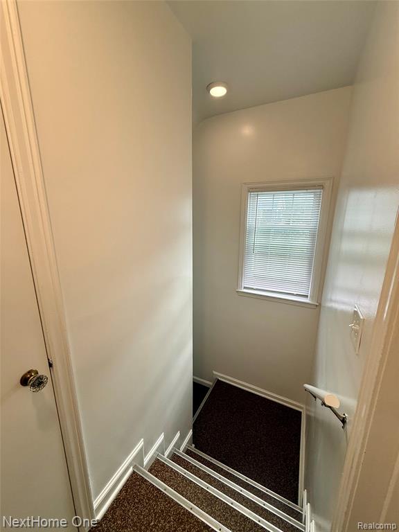 734-736 Briarcliff Road Jackson, MI 49203 - Photo 18 of 30