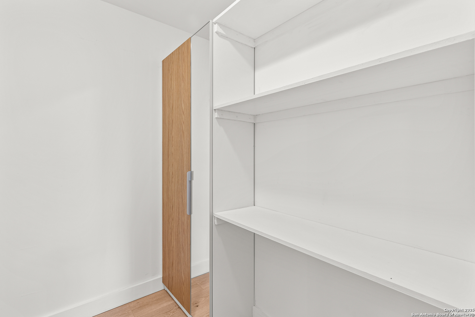 446 Spaceway Drive Windcrest, TX 78239 - Photo 16 of 28 a view of closet