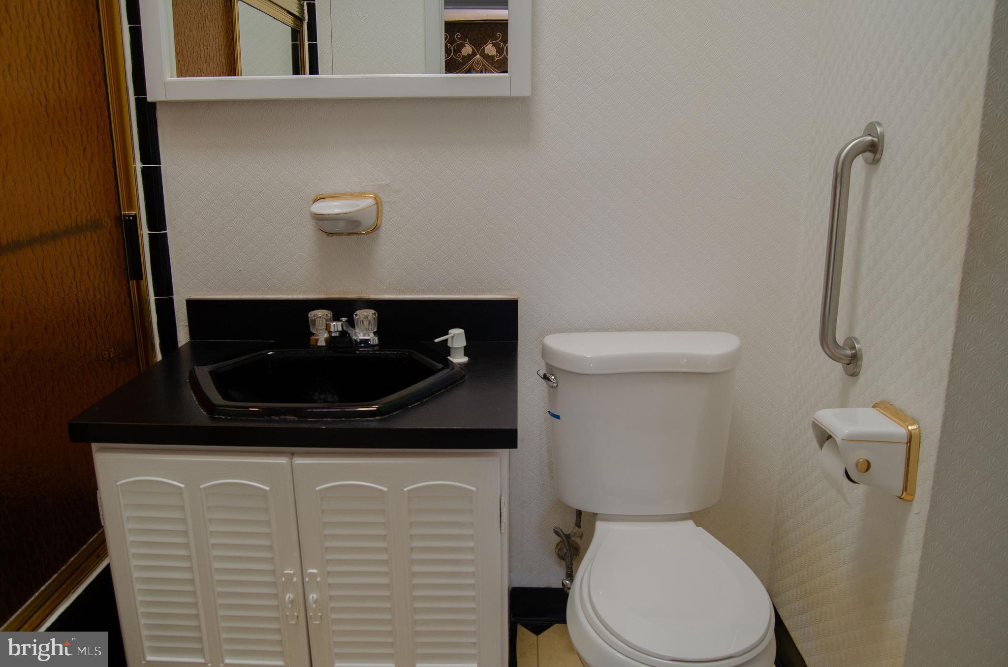 3307 Fairdale Road Philadelphia, PA 19154 - Photo 20 of 30 Bathroom
