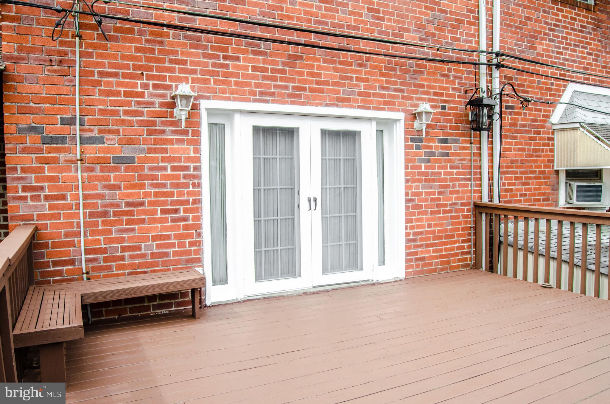 3307 Fairdale Road Philadelphia, PA 19154 - Photo 25 of 30 Deck