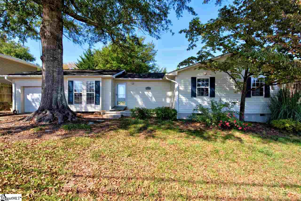 621 Bridwell Road Travelers Rest, SC 29690 - Photo 1 of 35 Gallery Image 1