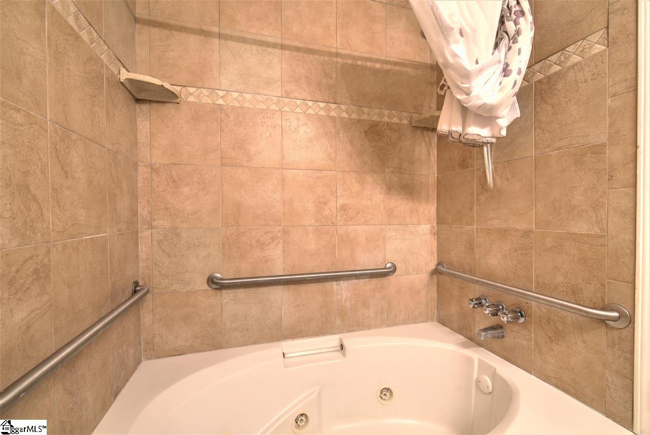 621 Bridwell Road Travelers Rest, SC 29690 - Photo 24 of 35 Gallery Image 24
