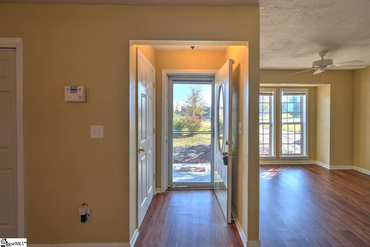 621 Bridwell Road Travelers Rest, SC 29690 - Photo 4 of 35 Gallery Image 4