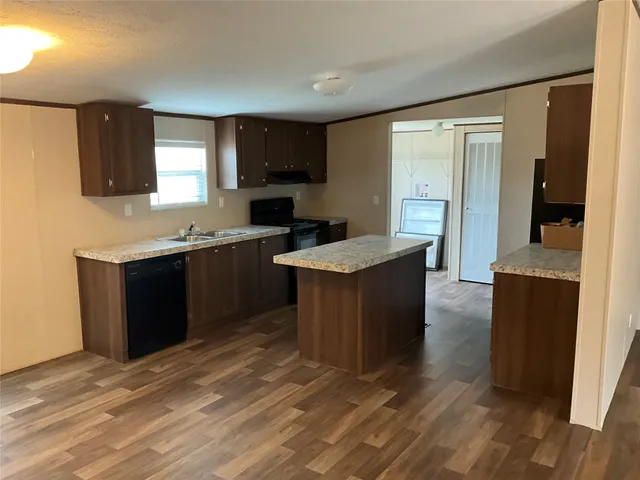 $550,000 | 34207-34203 Kulhanek Lane, Waller, TX 77484