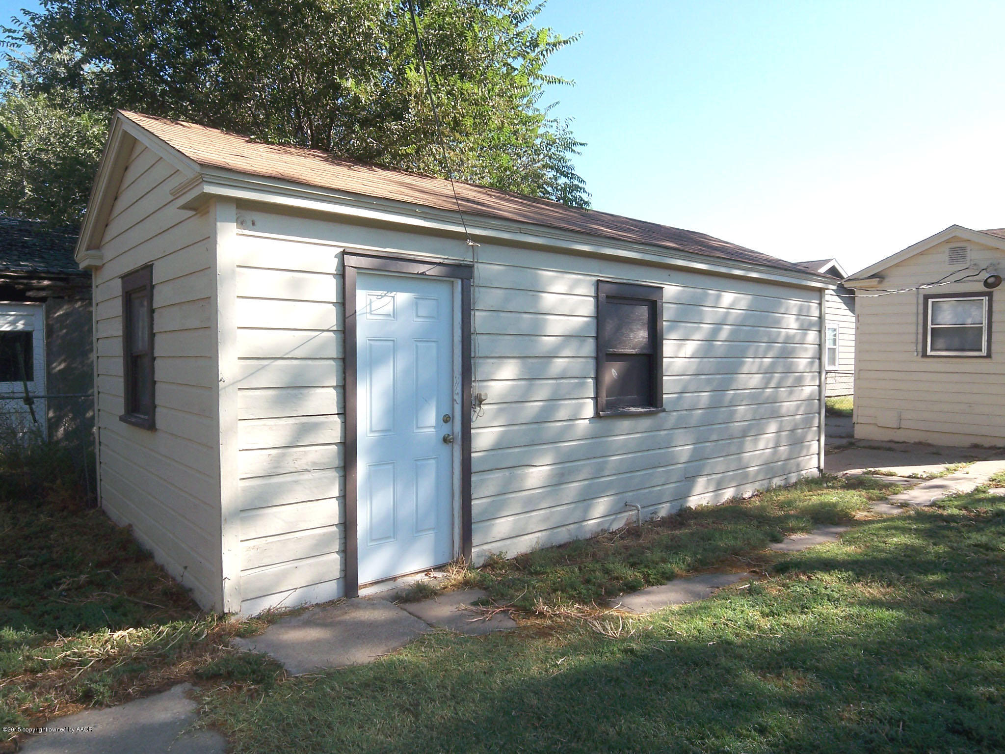 4124 Parker Street Amarillo, TX 79110 - Photo 12 of 12 a view of back yard of the house