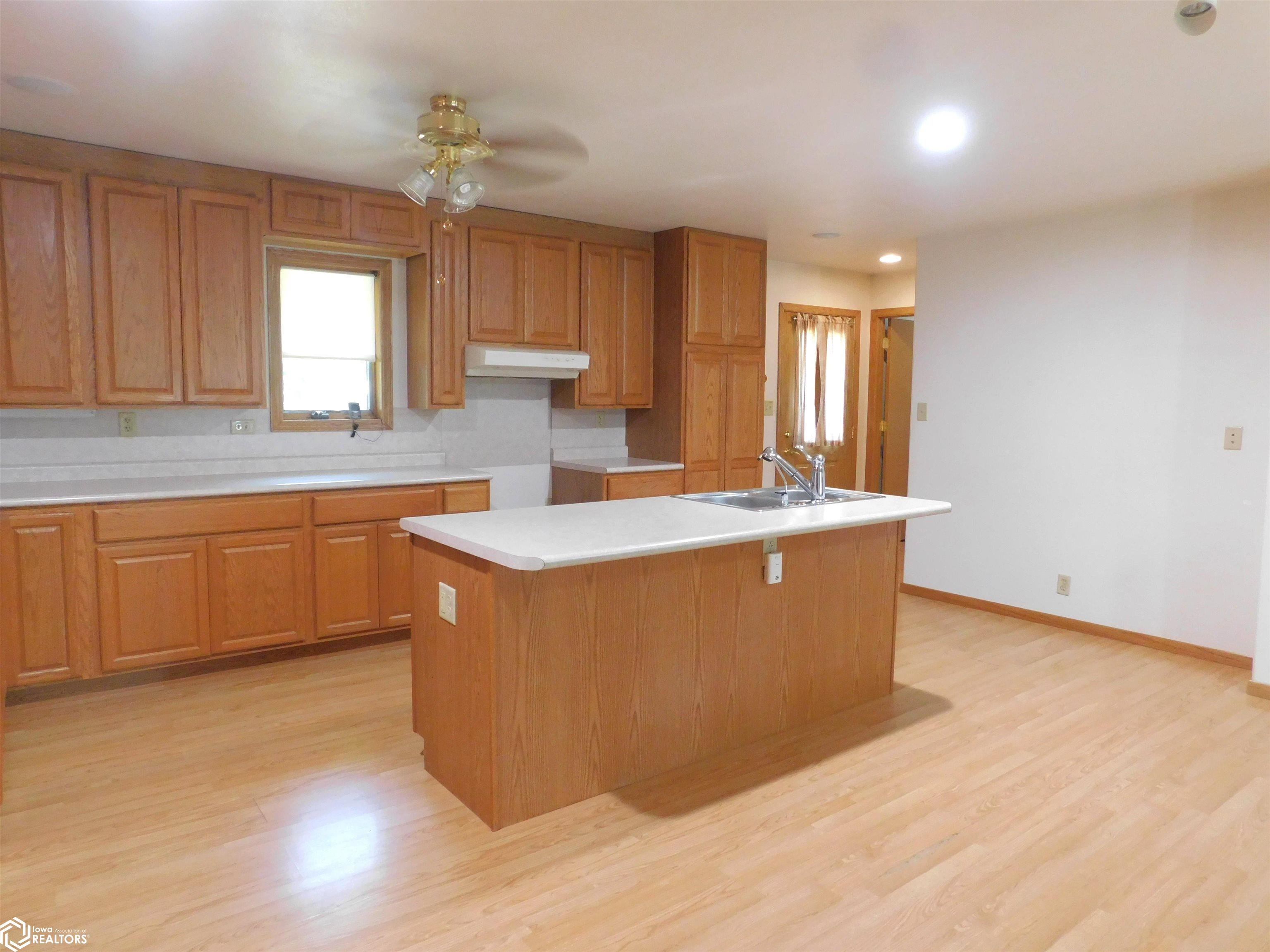 401 Main Street Deloit, IA 51441 - Photo 3 of 20 Gallery Image 3