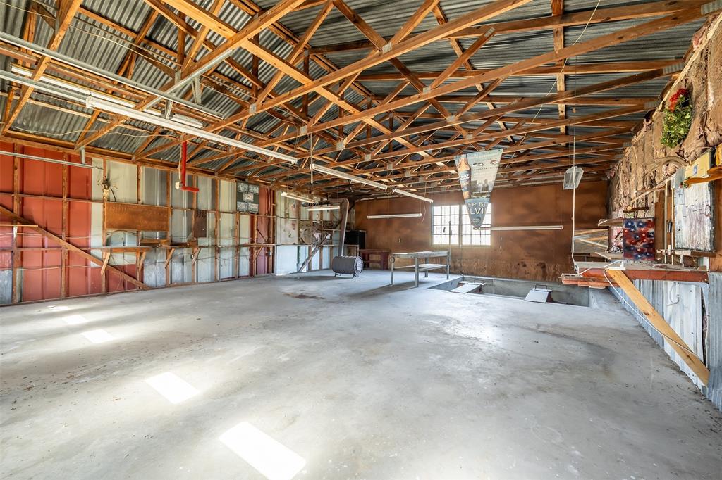 3710 County Road 334 Tyler, TX 75708 - Photo 26 of 29 a view of empty room with wooden ceiling