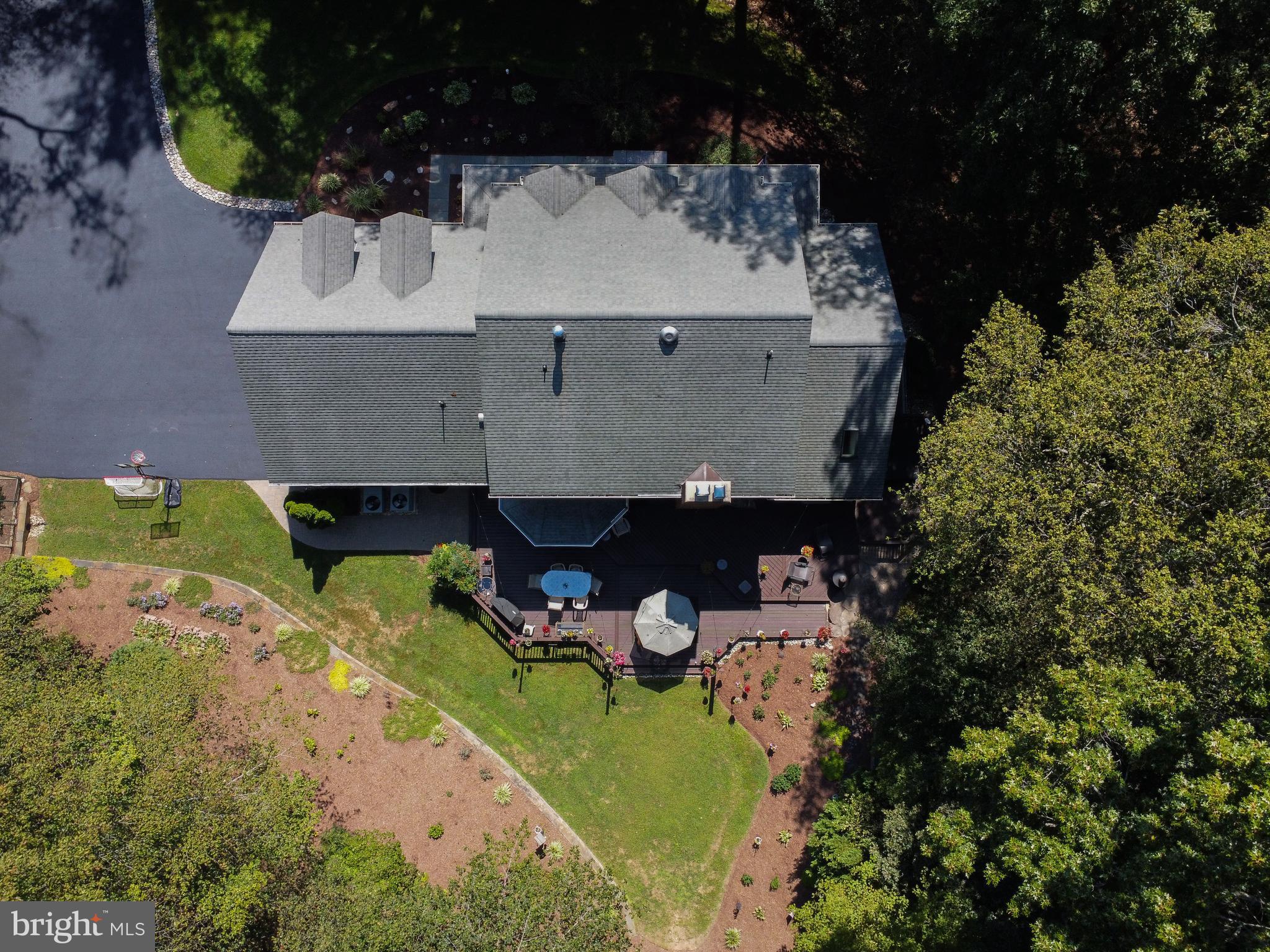 6601 Colchester Road Fairfax Station, VA 22039 - Photo 75 of 78 an aerial view of a house with a yard