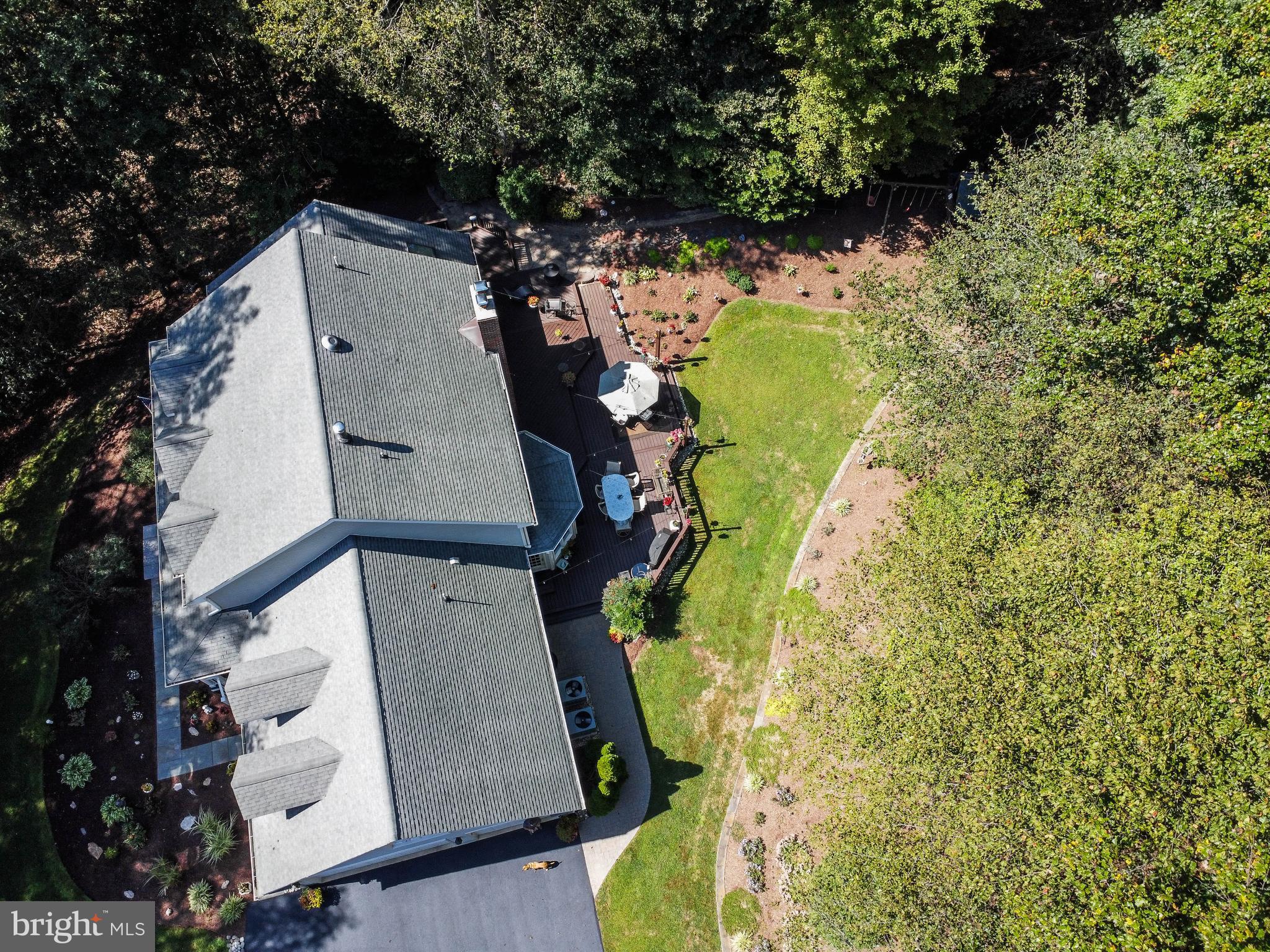 6601 Colchester Road Fairfax Station, VA 22039 - Photo 77 of 78 an aerial view of residential house with outdoor space and trees
