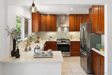 $989,000 | 1230 Cambridge Street, Novato, CA 94947