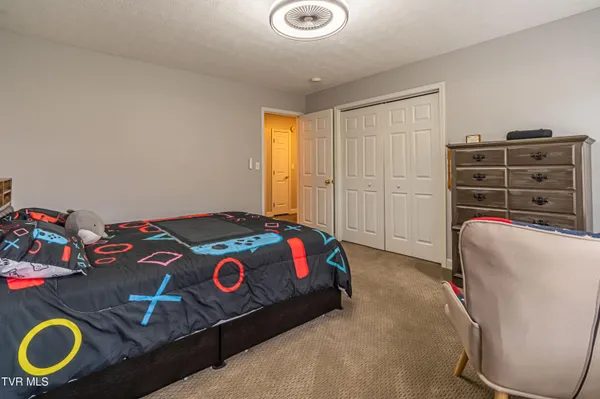 $595,000 | 20220 Colony Lane, Bristol, VA 24202