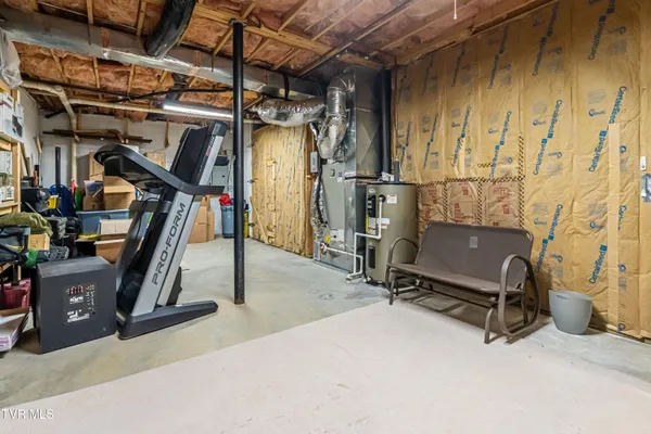 $595,000 | 20220 Colony Lane, Bristol, VA 24202