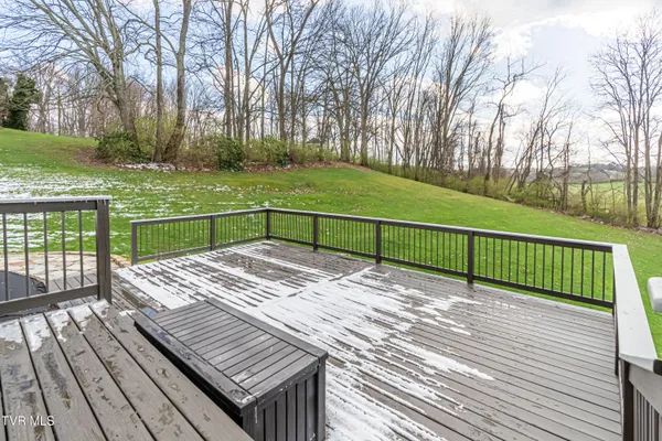 $595,000 | 20220 Colony Lane, Bristol, VA 24202