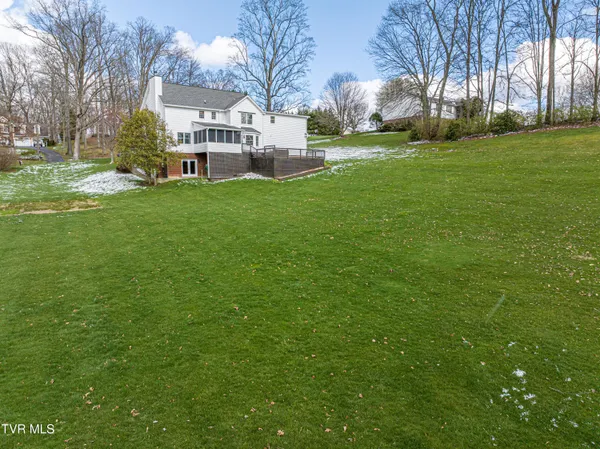 $595,000 | 20220 Colony Lane, Bristol, VA 24202