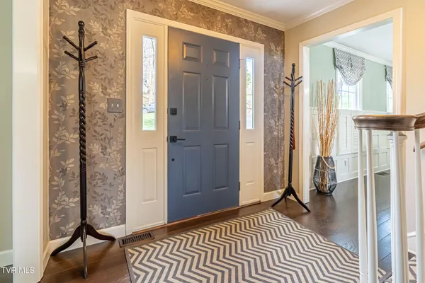 $595,000 | 20220 Colony Lane, Bristol, VA 24202