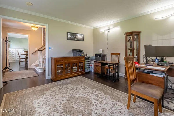 $595,000 | 20220 Colony Lane, Bristol, VA 24202