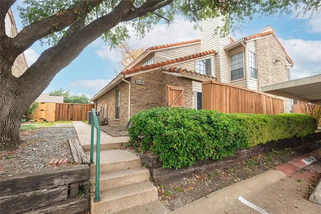 $2,000 | 843 Dublin Drive, Unit 1, Richardson, TX 75080