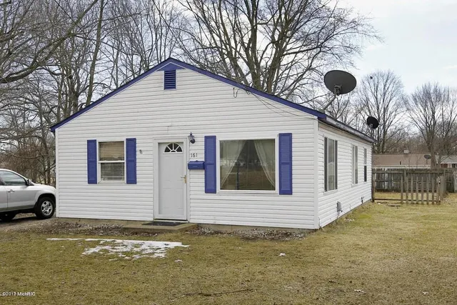 $149,900 | 161 Ludwig Avenue, Battle Creek, MI 49037