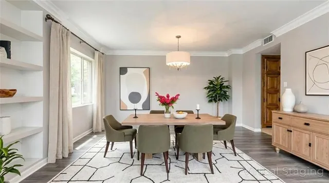 $625,000 | 4740 Roanoke Parkway, Unit 605, Kansas City, MO 64112