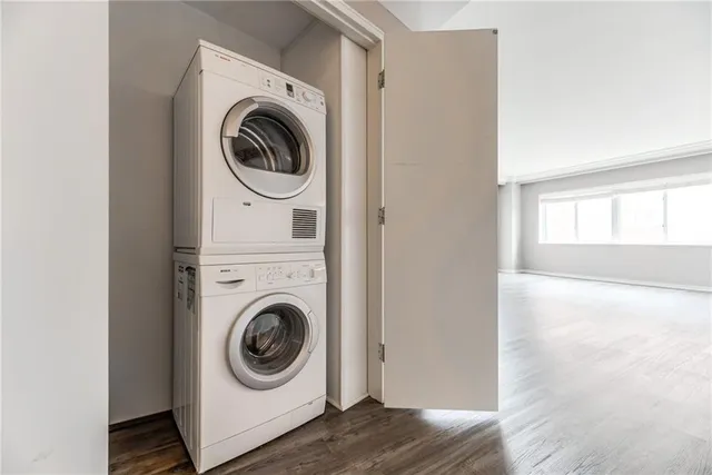 $625,000 | 4740 Roanoke Parkway, Unit 605, Kansas City, MO 64112