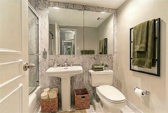 $625,000 | 4740 Roanoke Parkway, Unit 605, Kansas City, MO 64112