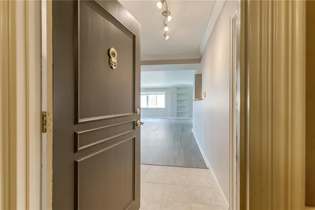 $625,000 | 4740 Roanoke Parkway, Unit 605, Kansas City, MO 64112