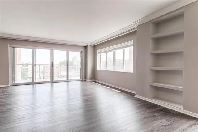 $625,000 | 4740 Roanoke Parkway, Unit 605, Kansas City, MO 64112