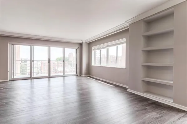 $625,000 | 4740 Roanoke Parkway, Unit 605, Kansas City, MO 64112