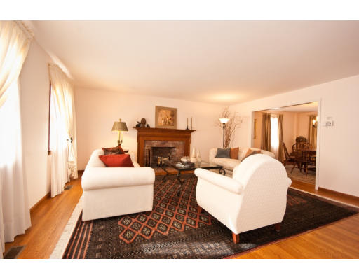 135 East Emerson Road Lexington, MA 02420 - Photo 4 of 14