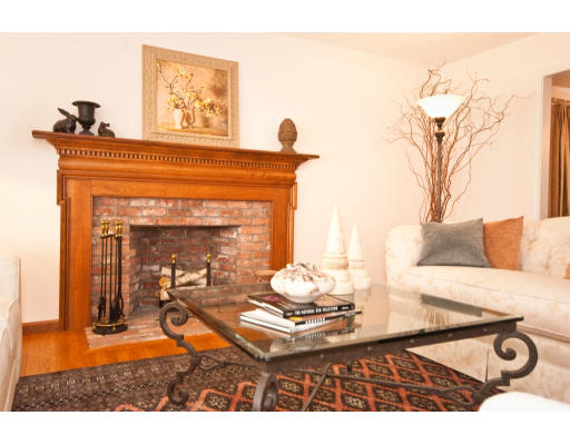 135 East Emerson Road Lexington, MA 02420 - Photo 5 of 14